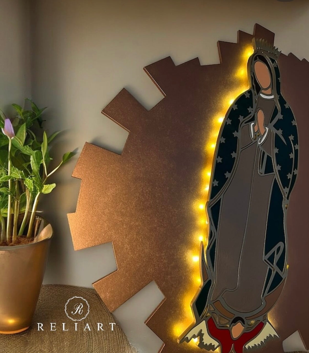 Virgen de Guadalupe (con luz)